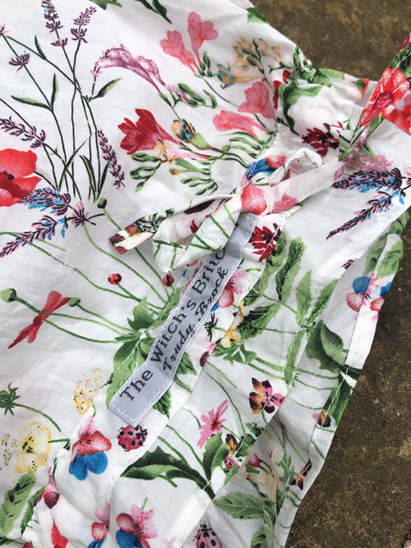 Wildflower print cotton lawn women’s short bloomers (38”)
