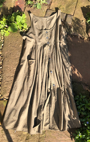 Olive organic fairtrade cotton women’s sleeveless button front dress (46” bust)