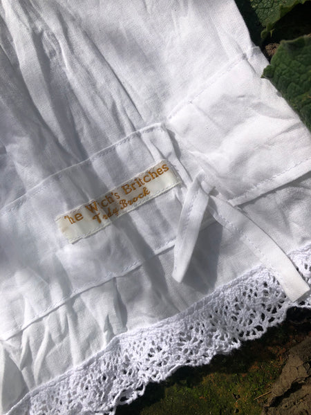 White organic cotton women’s knee length bloomers (38”)