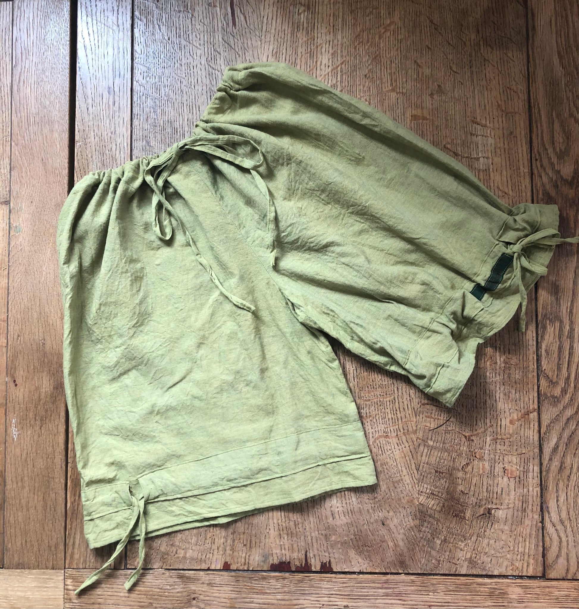 Lime organic fairtrade cotton women’s short bloomers (36”)