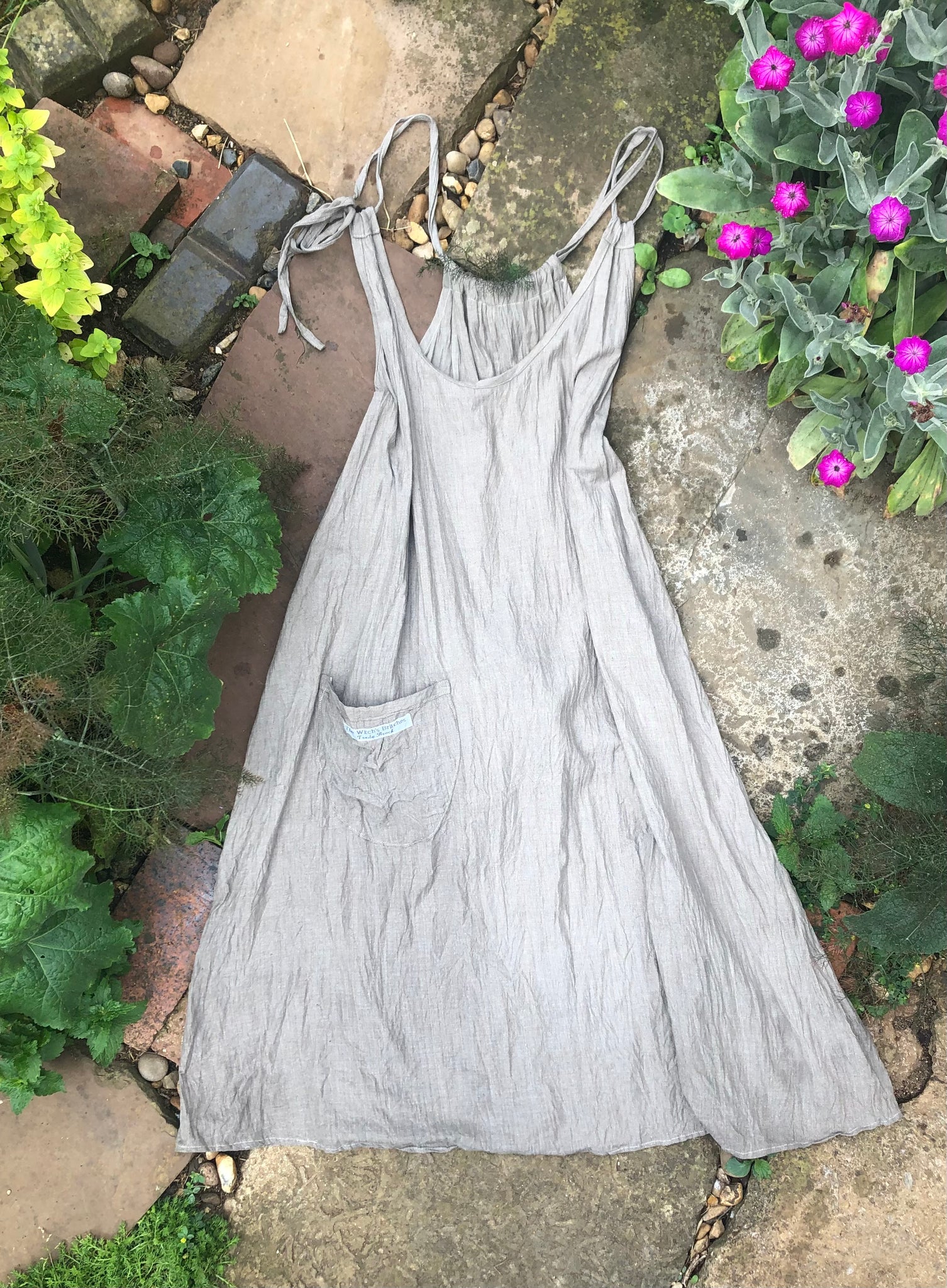 Agouti organic fairtrade cotton women’s pinafore dress (44” bust)