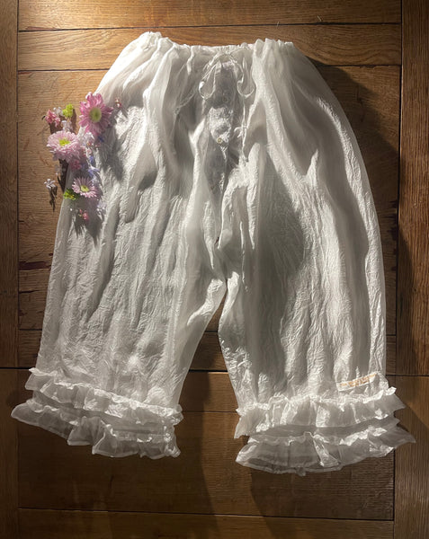 Ivory silk women’s button up crotch long bloomers (42”)