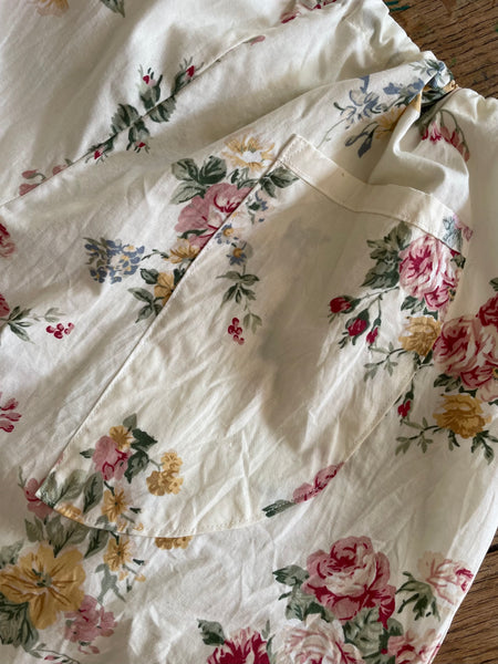 Floral bouquet on cream cotton women’s Victorian style bloomers (42”)