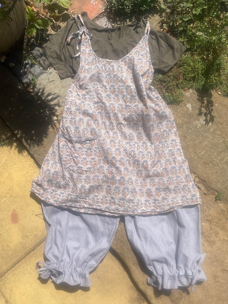 Grey and Fawn block printed Indian cotton women’s pinafore dress (42” bust)