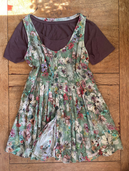 Anemones on green cotton lawn womens sleeveless button front top (40” bust)