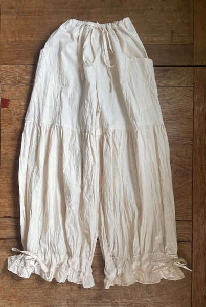 Unbleached organic cotton women’s long baggy bloomers (38”)