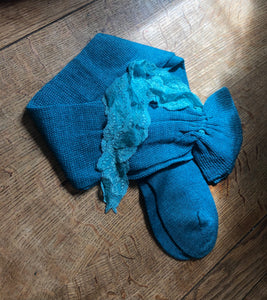Teal silk/alpaca hand cranked women’s stockings (5-7)