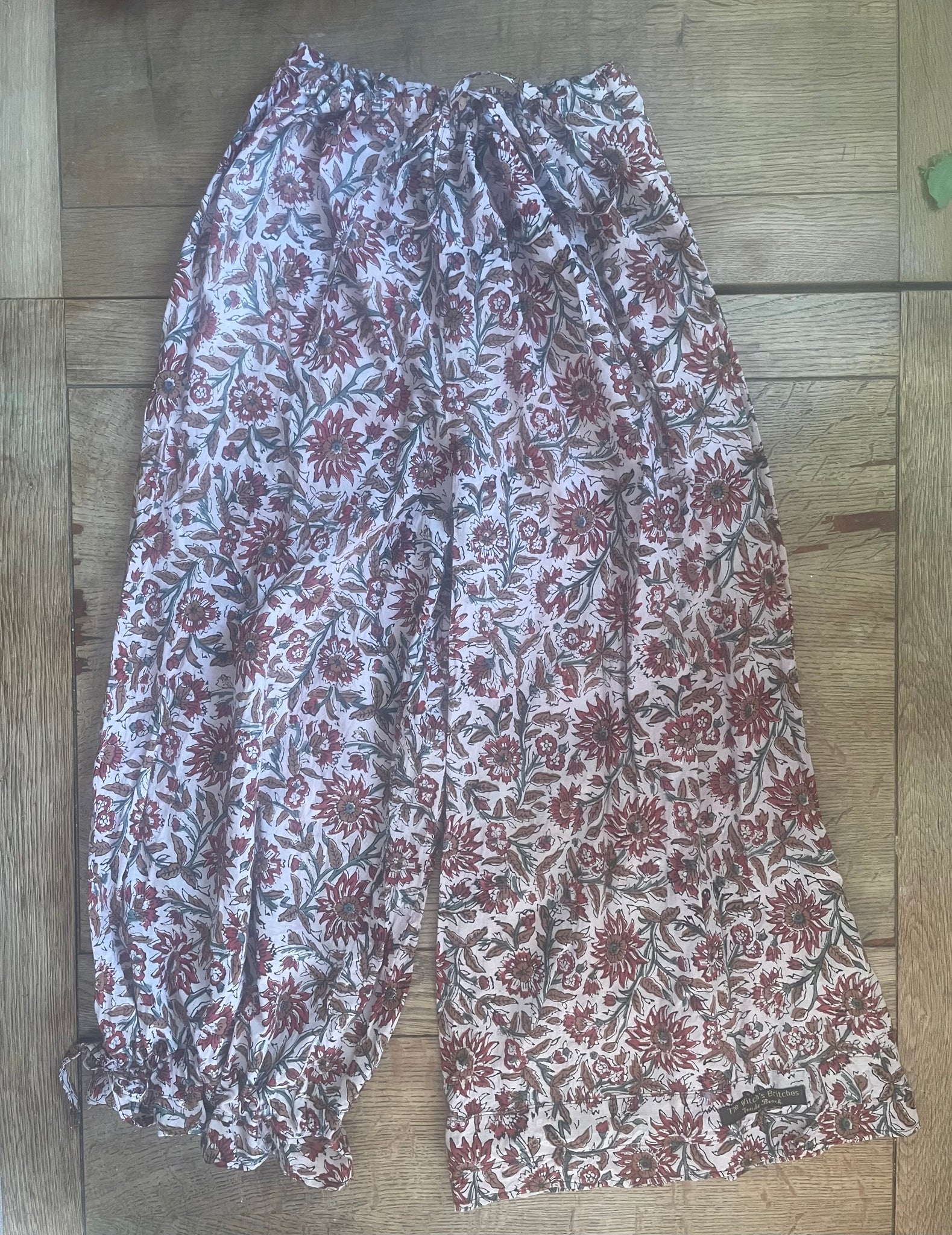 Sunflowers Indian block printed cotton women’s long bloomers (42”)