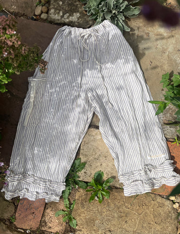 Double stripe white handloom khadi cotton women’s long bloomers (38”)