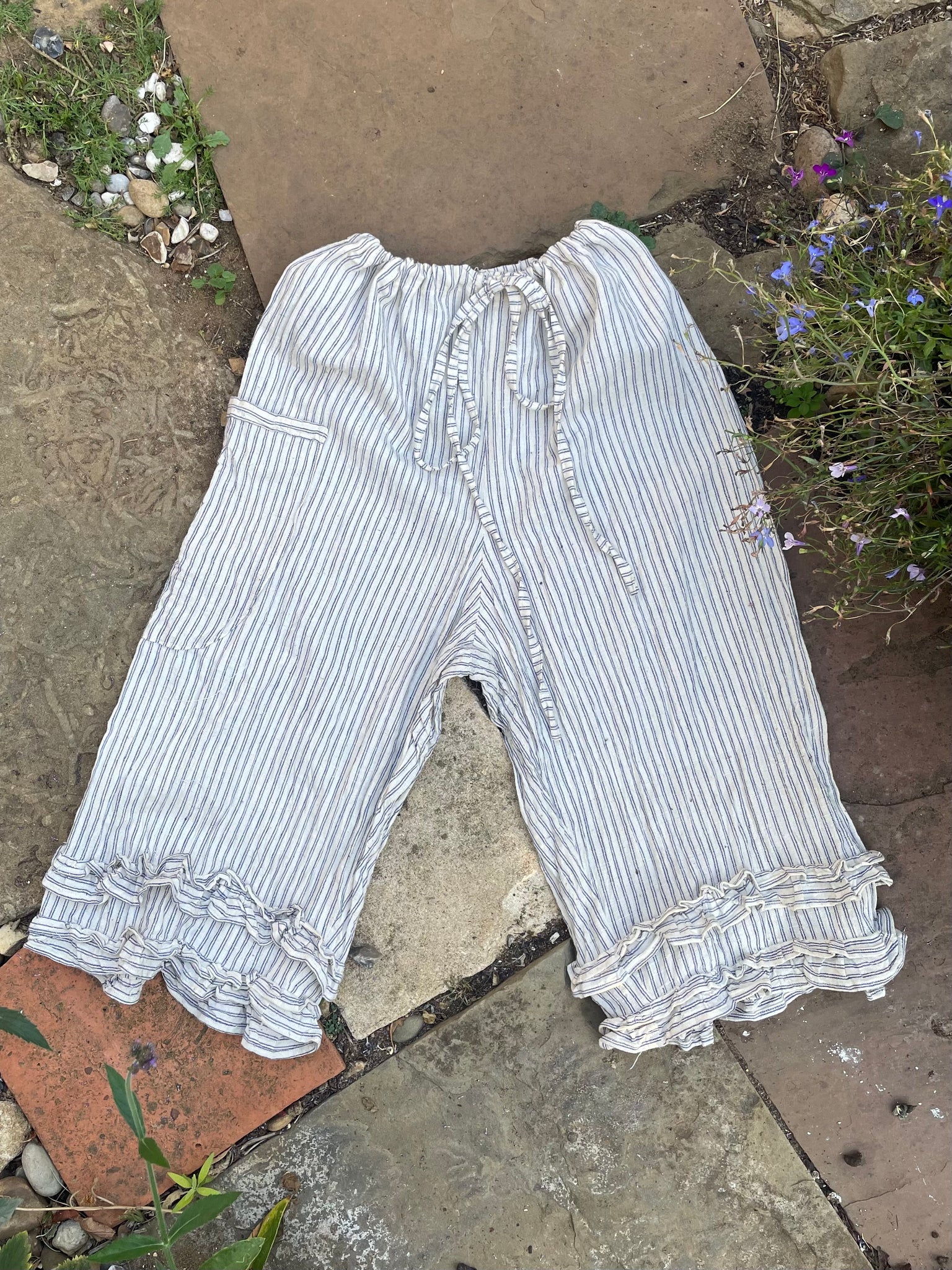 Double stripe white handloom khadi cotton women’s long bloomers (36”)