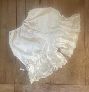 Natural organic cotton women’s short bloomers (42”)