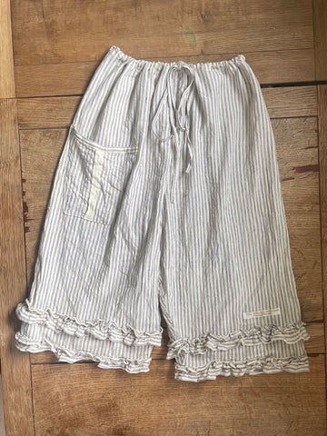 Double stripe white handloom khadi cotton women’s long bloomers (44”)