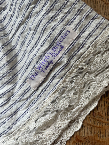 Double stripe white handloom khadi cotton women’s french knickers boxers (40”)