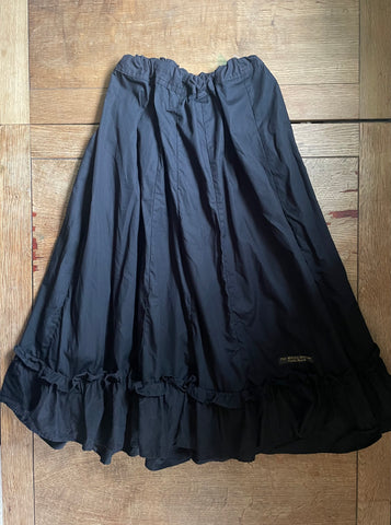 Black cotton women’s petticoat skirt (42” at waist)