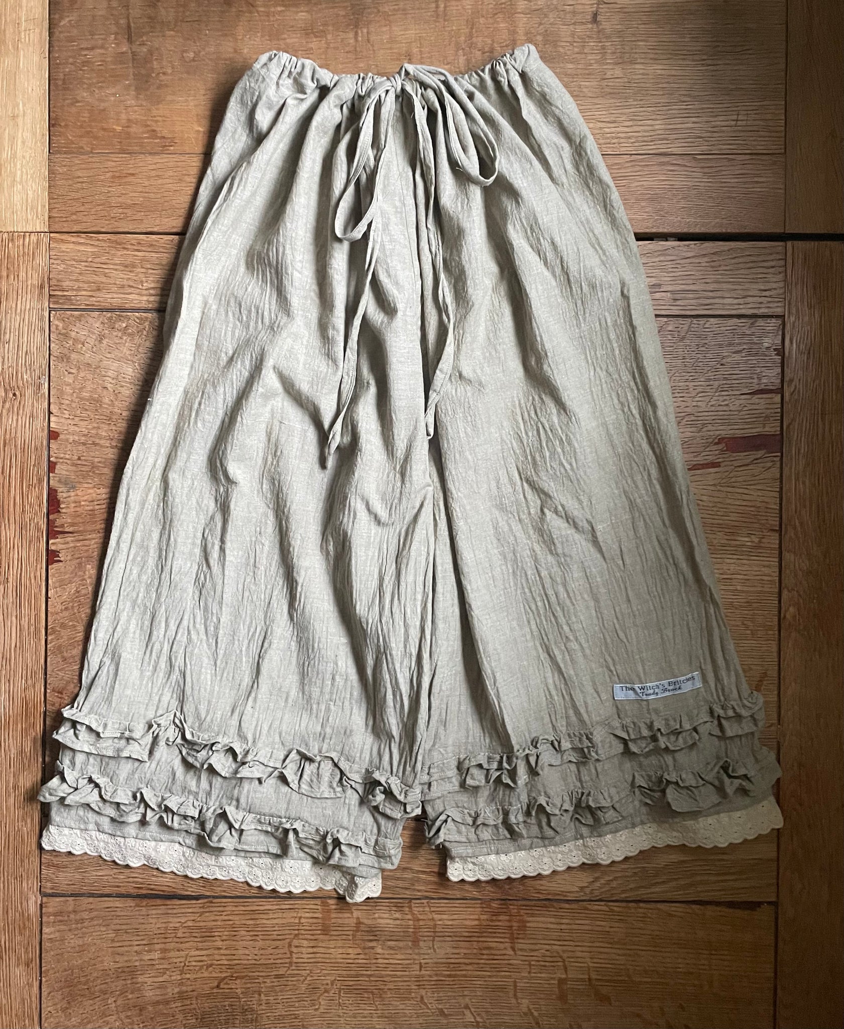 Agouti organic fairtrade Indian cotton women’s calf length Victorian style bloomers (46”)