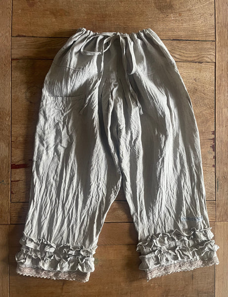Stone linen women’s dropped crotch Victorian style bloomers (42”)