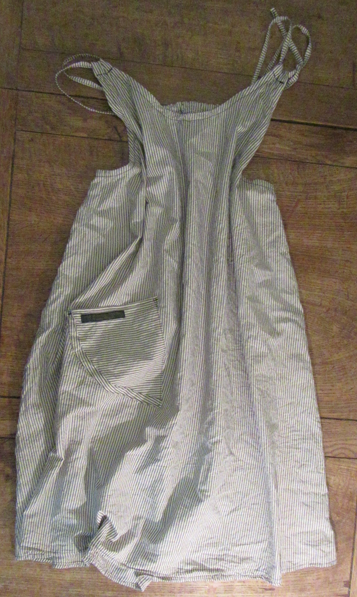 Navy and cream stripe cotton women's pinafore dress (46" bust)
