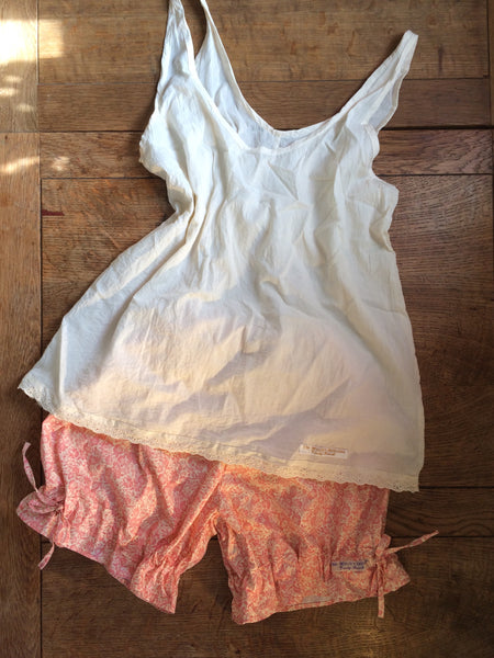 Peaches and cream floral cotton short bloomers (40”)