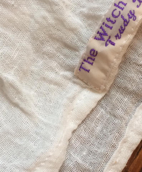 Indian white cotton muslin women's hipsters (48”)
