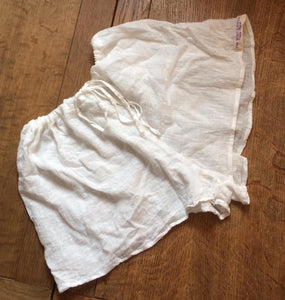 Indian white cotton muslin women's hipsters (48”)