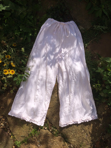 Red stripe on white linen women’s long bloomers (40”)
