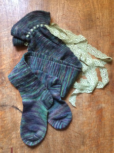 Winter green merino lace hand cranked stockings (size 5-7)