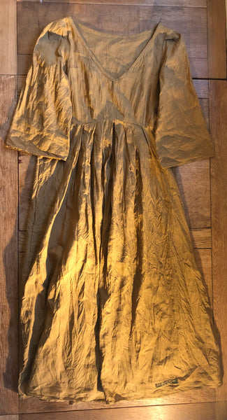Dark ochre linen women’s sleeved dress (36” bust)