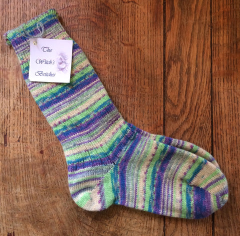 Cream and purple hand-cranked wool blend everyday socks (size 3-5)