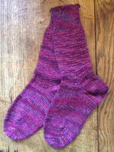 maroon hand-cranked wool blend everyday socks (size 4-6)