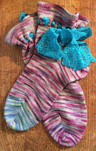 Bed socks, in soft baby merino (size 3-5)